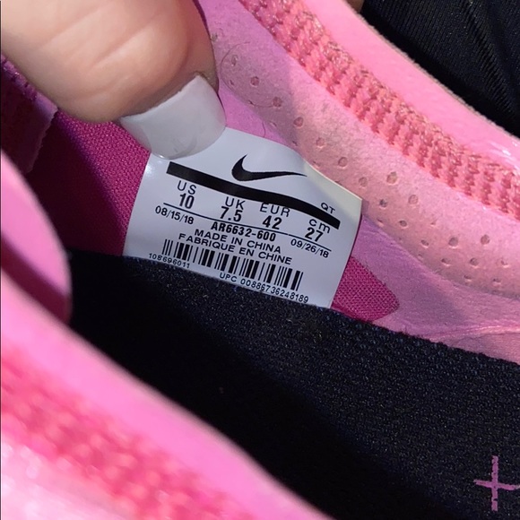 Nike Pink Vapormax’s - Picture 6 of 7